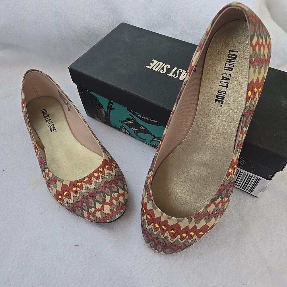 LOWER EAST SIDE WOMAN'S SIZE 7.5 TRIBAL PATTERN